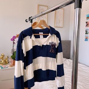 Cutesy long-sleeve with collar and buttons ☁️